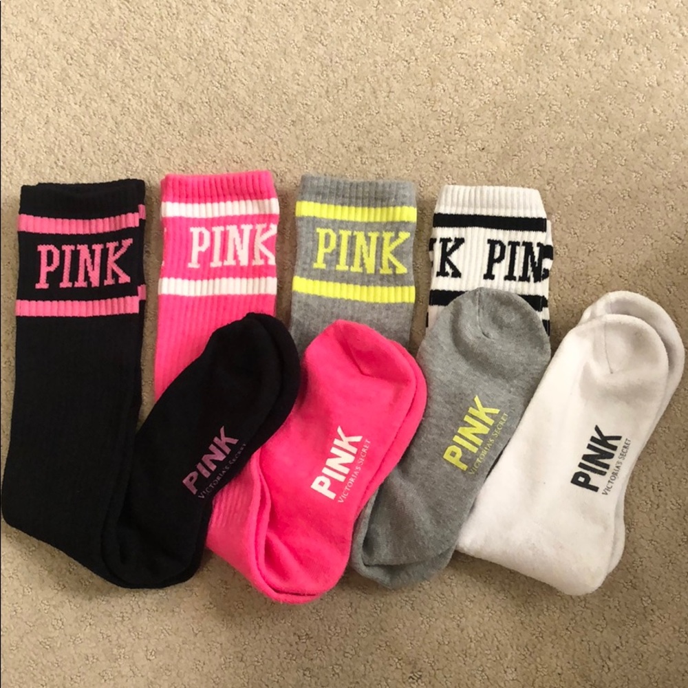 VS knew high socks